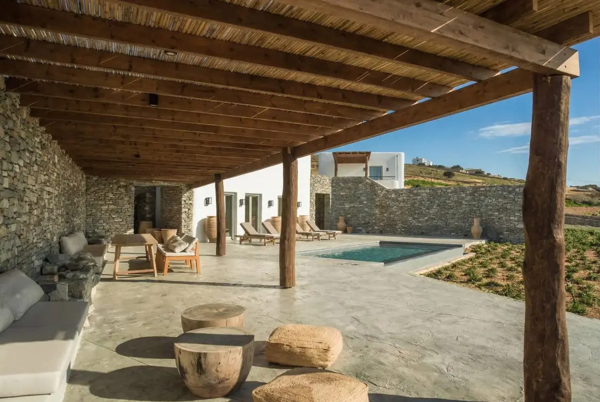 Private Collection of Three Luxury Villas Near Antiparos Town