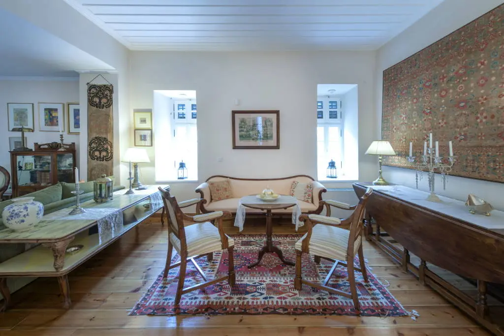 Historic house in Plaka with stunning courtyard and Acropolis view