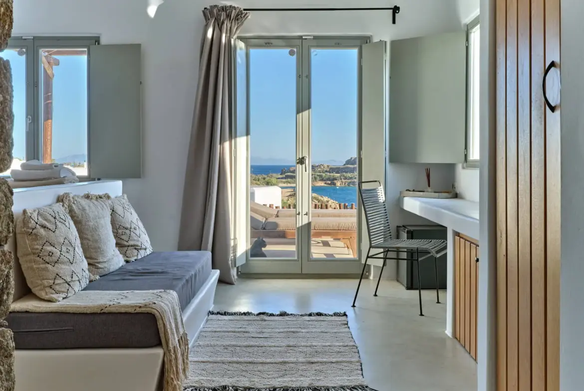 7 Bedroom Residence with unparalllel views in Mykonos