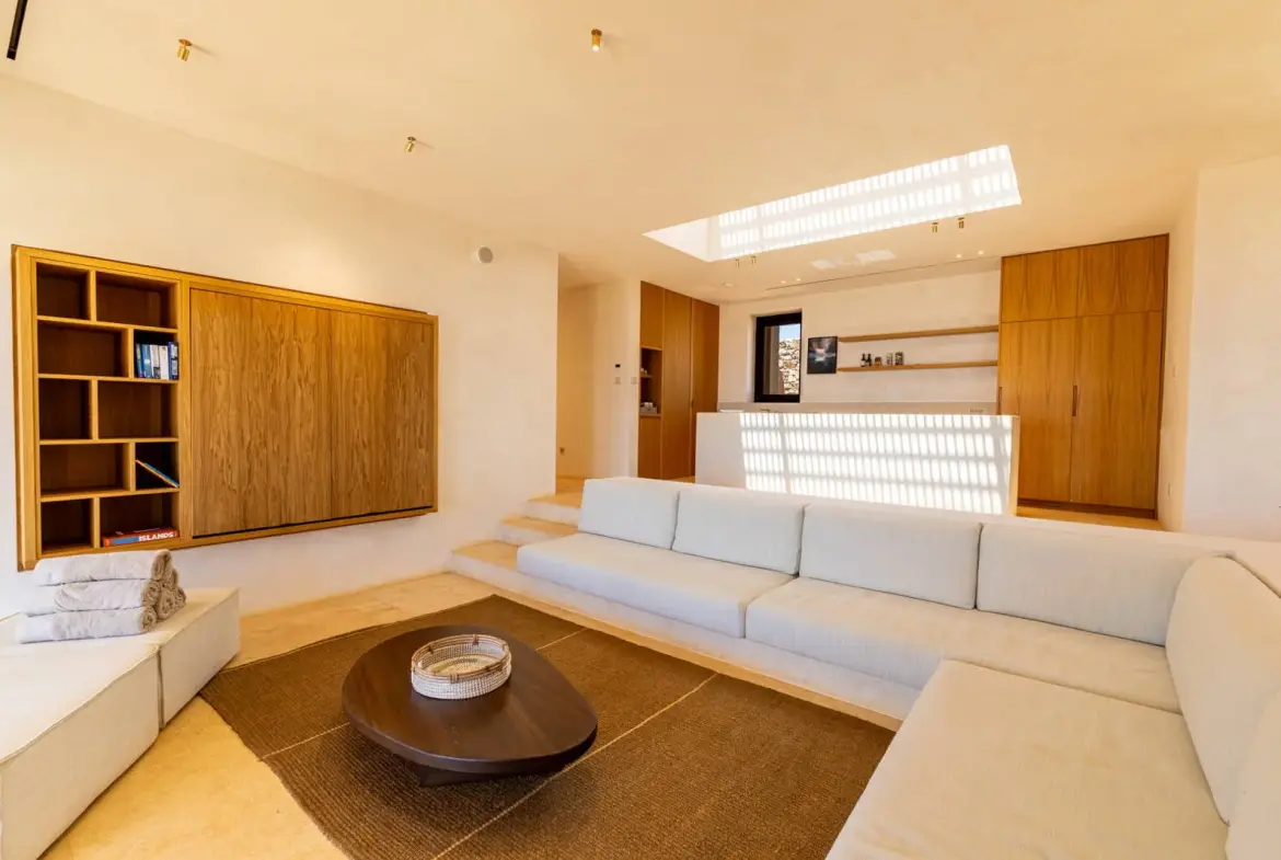 Luxury Villa in Folegandros