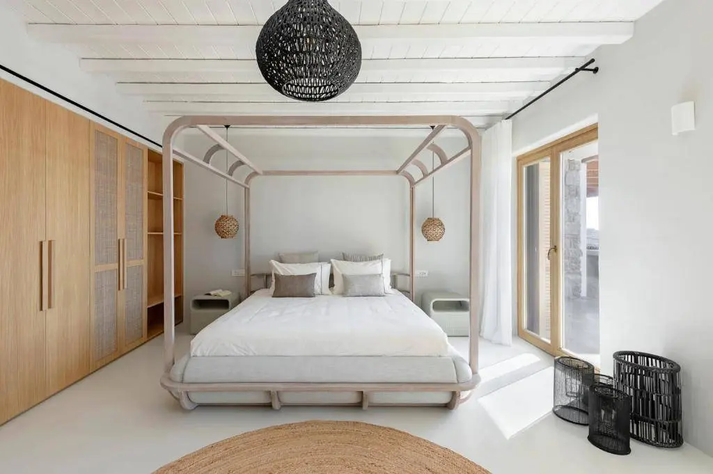 Exclusive Mykonian retreat with sunset views near Mykonos Town