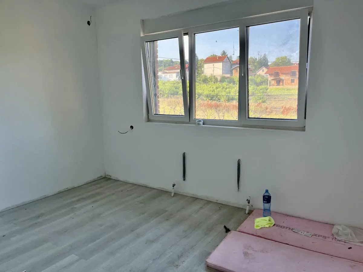 A house in the Magnolia residential community, just 30 minutes from the center of Belgrade
