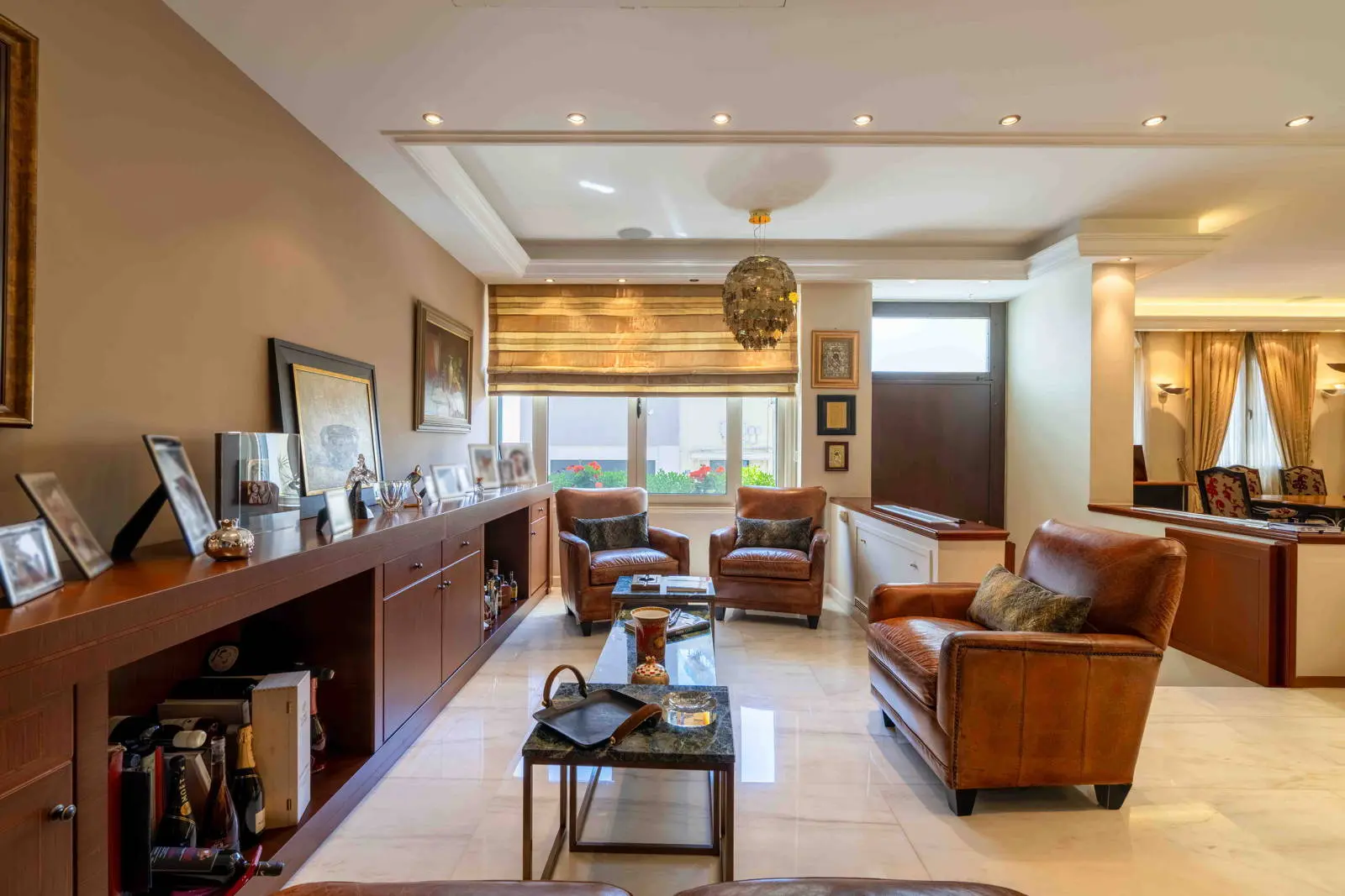 bh-38fa9fe8f1b8 Prestigious 4-storey detached house