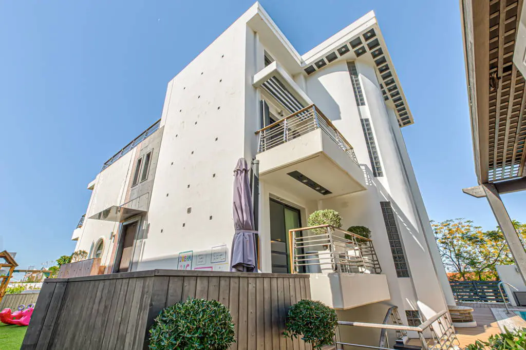Rare Private Villa Complex in Glyfada – A Unique Family Opportunity