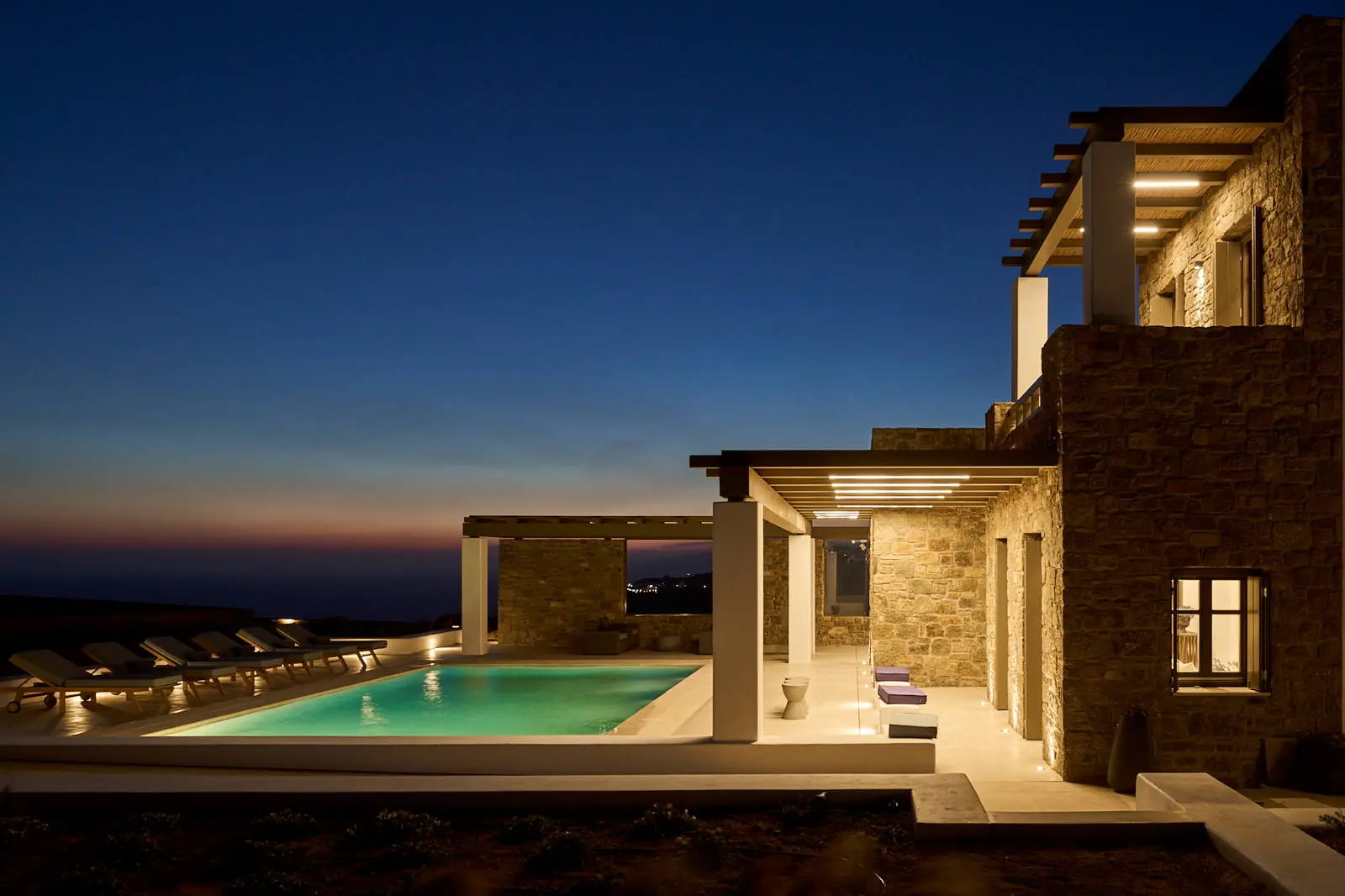 bh-3d62397e6394 Modern and spacious villa in Mykonos
