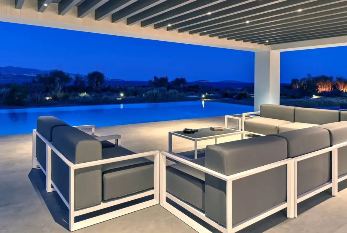 Ultimate luxury seafront villa with infinity pool in Antiparos