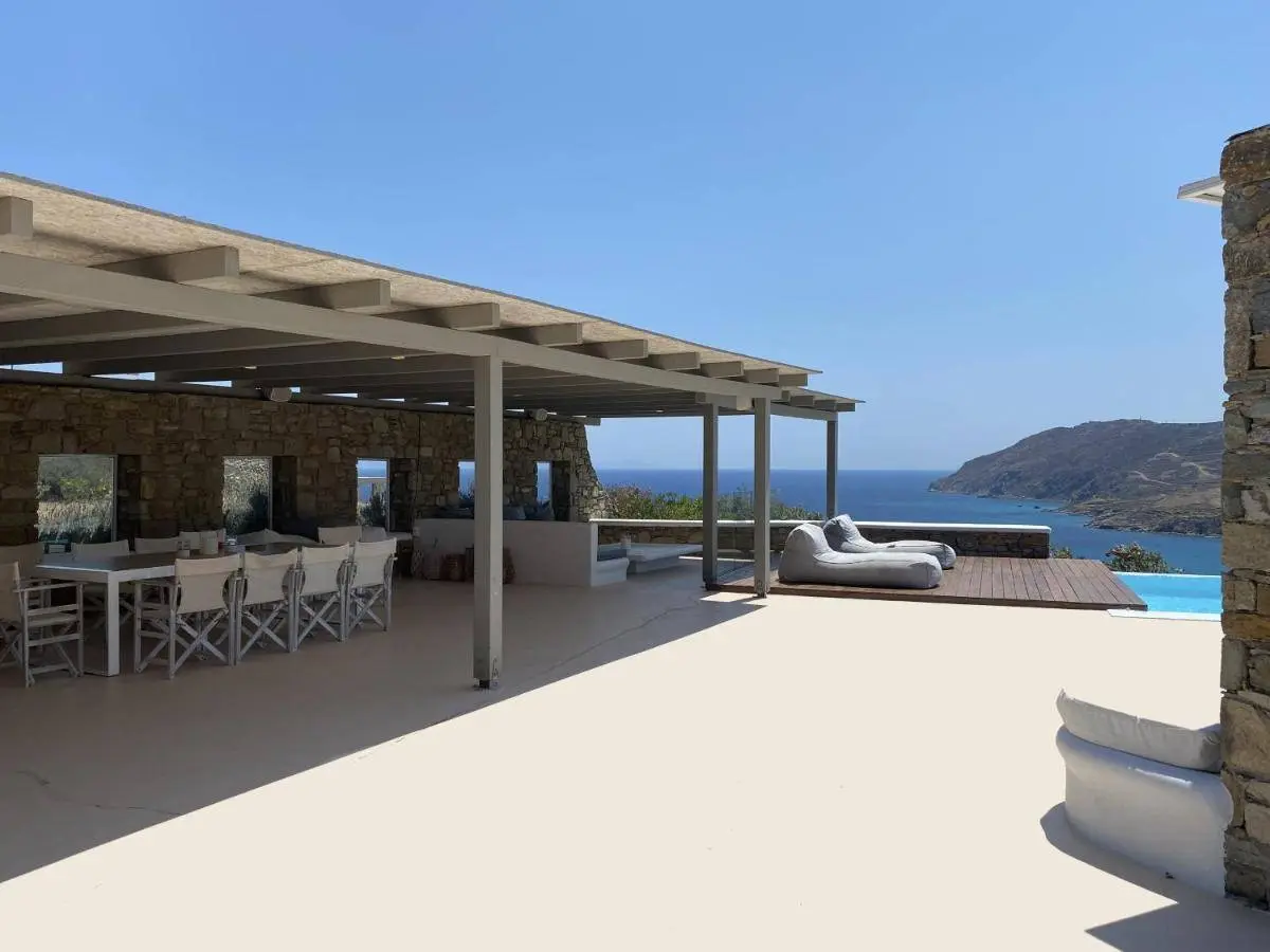 Luxurious villa overlooking the Aegean Sea, Mykonos