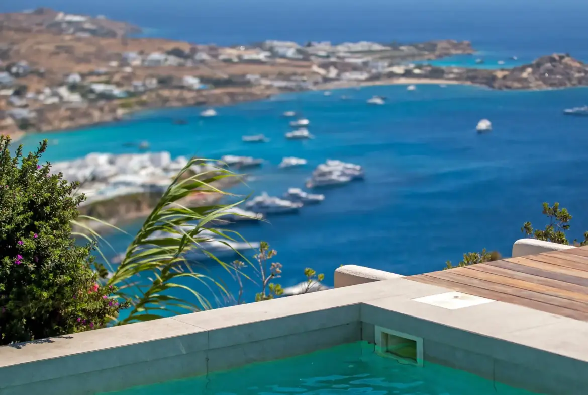 Exceptional luxury villa with pool, privacy and sea views in Mykonos