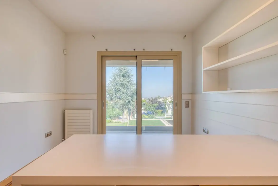 Luxurious detached house of 700 sq.m. of high aesthetics