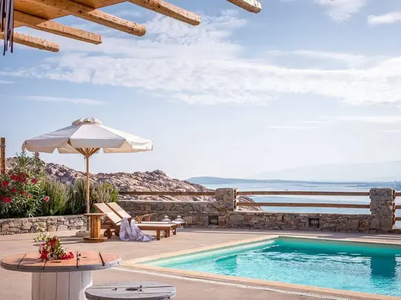 Distinctive-style villa in Kolymbithres, Paros