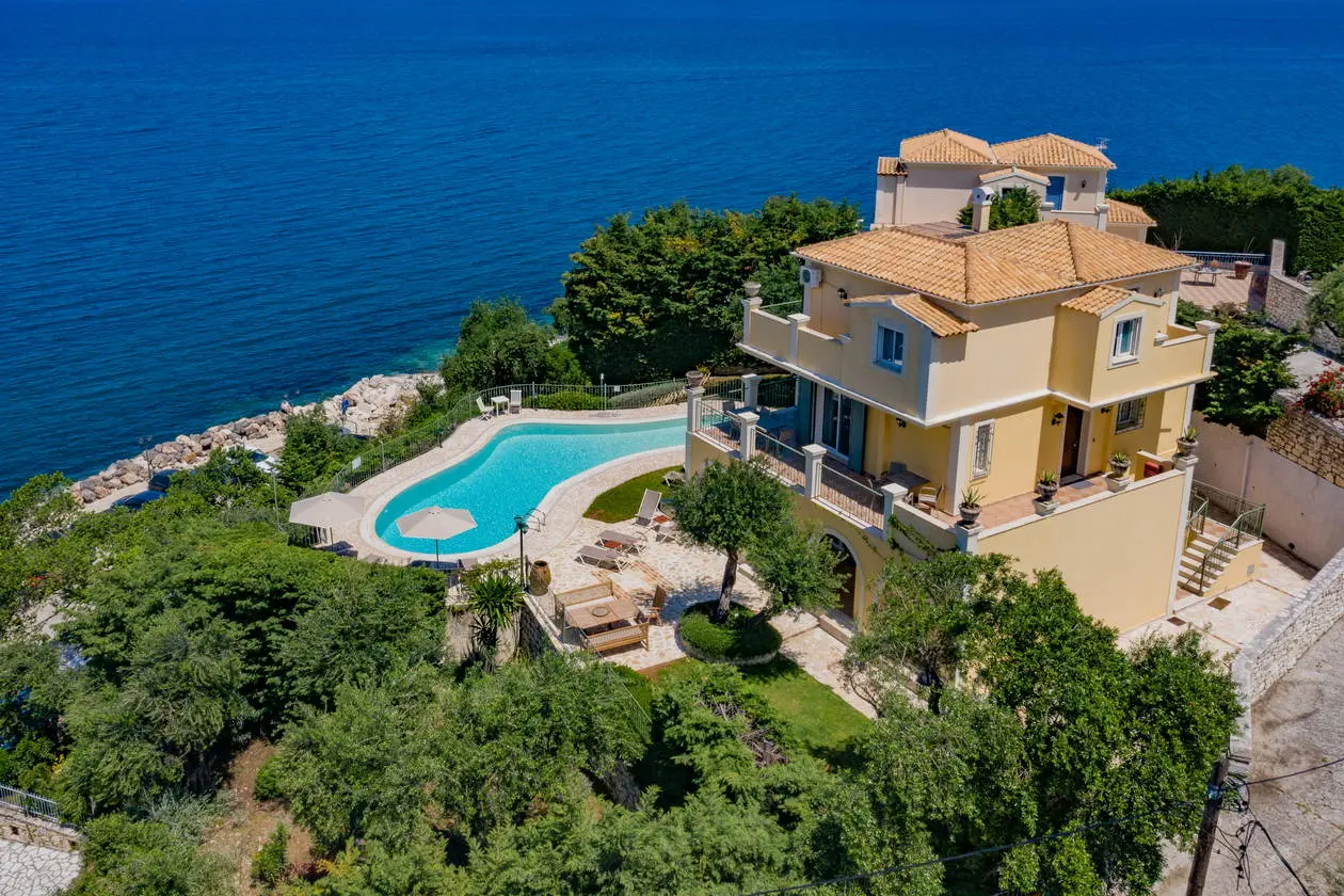 Luxury 3-villa estate with sea views & pool in Kassiopi, North Corfu