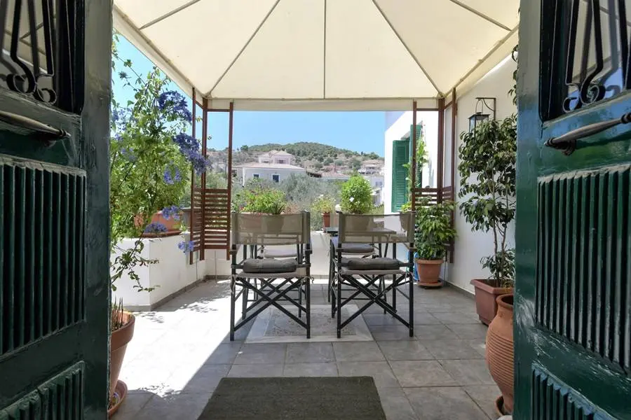 Traditional House in the Heart of Spetses