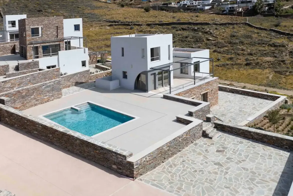 Complex of eight luxury villas with sea view in Koundouros, Kea