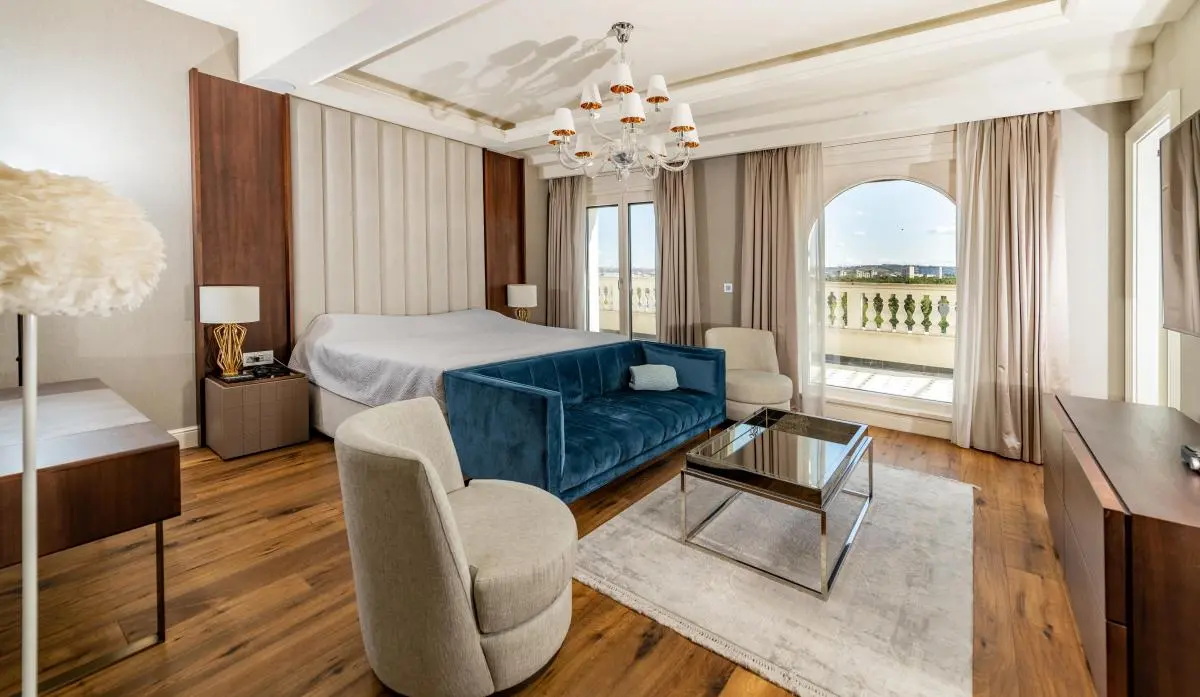 Penthouse in the Diplomatic Quarter with Panoramic Views