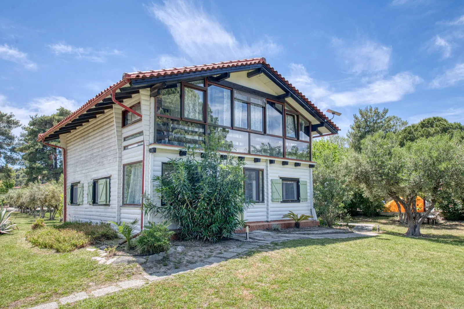 bh-4c491eceeadb Beachfront property in Glarokavos, Halkidiki