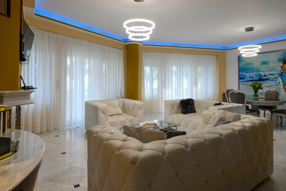 Elegant villa with pool & views in Kalamata, Messinia