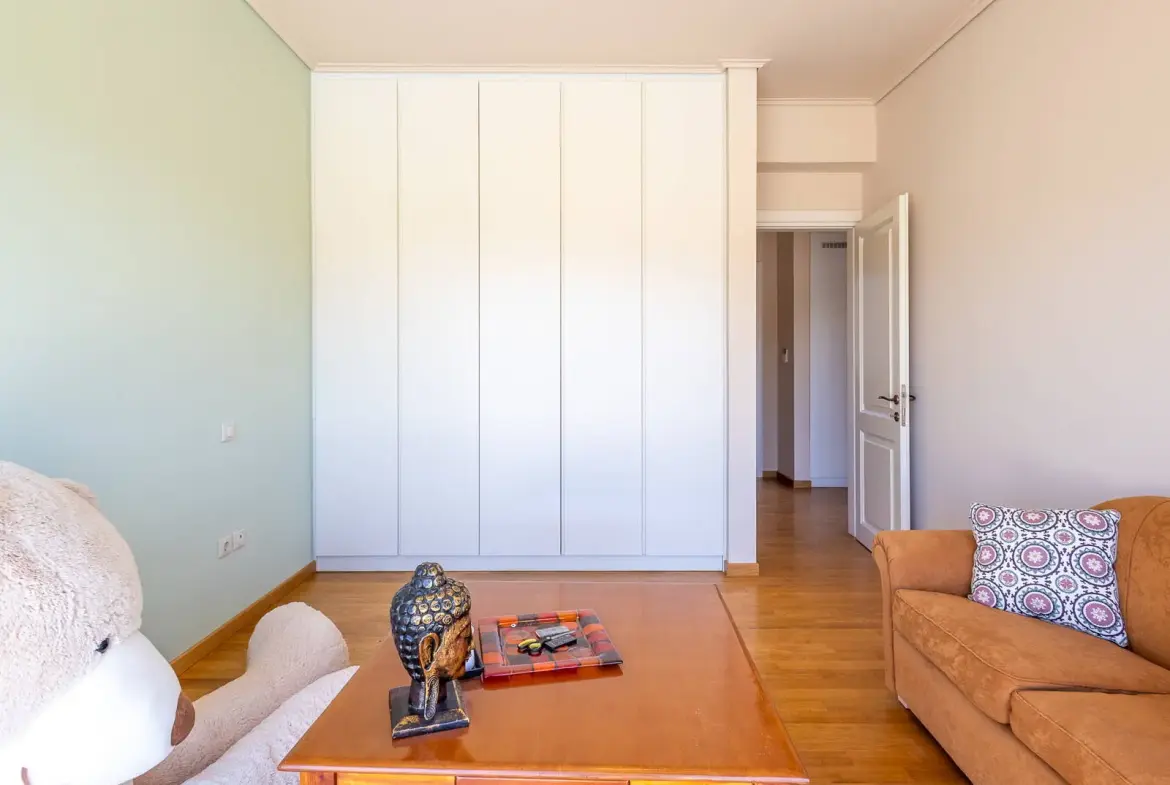 Luxurious 450 sq.m. detached house with a private pool in Agia Marina