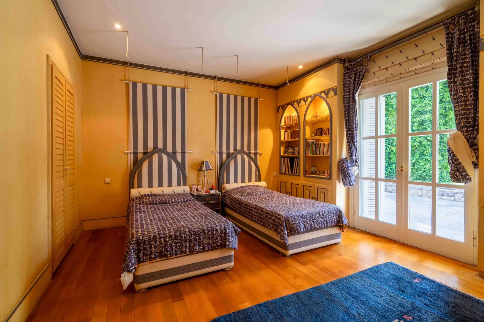 Elegant and timeless villa in Ekali