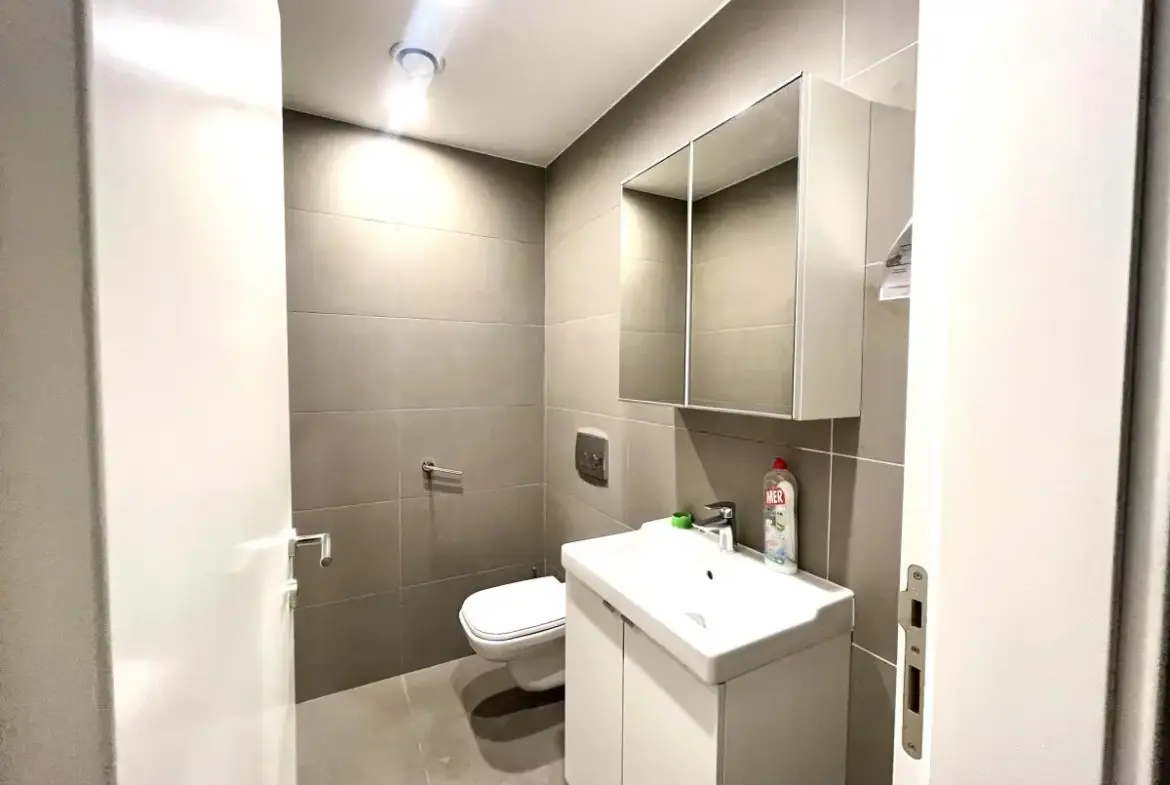 Luxurious four-room apartment in Vračar in a new building with a smart system