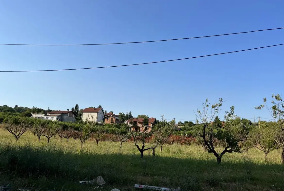 A house in the Magnolia residential community, just 30 minutes from the center of Belgrade
