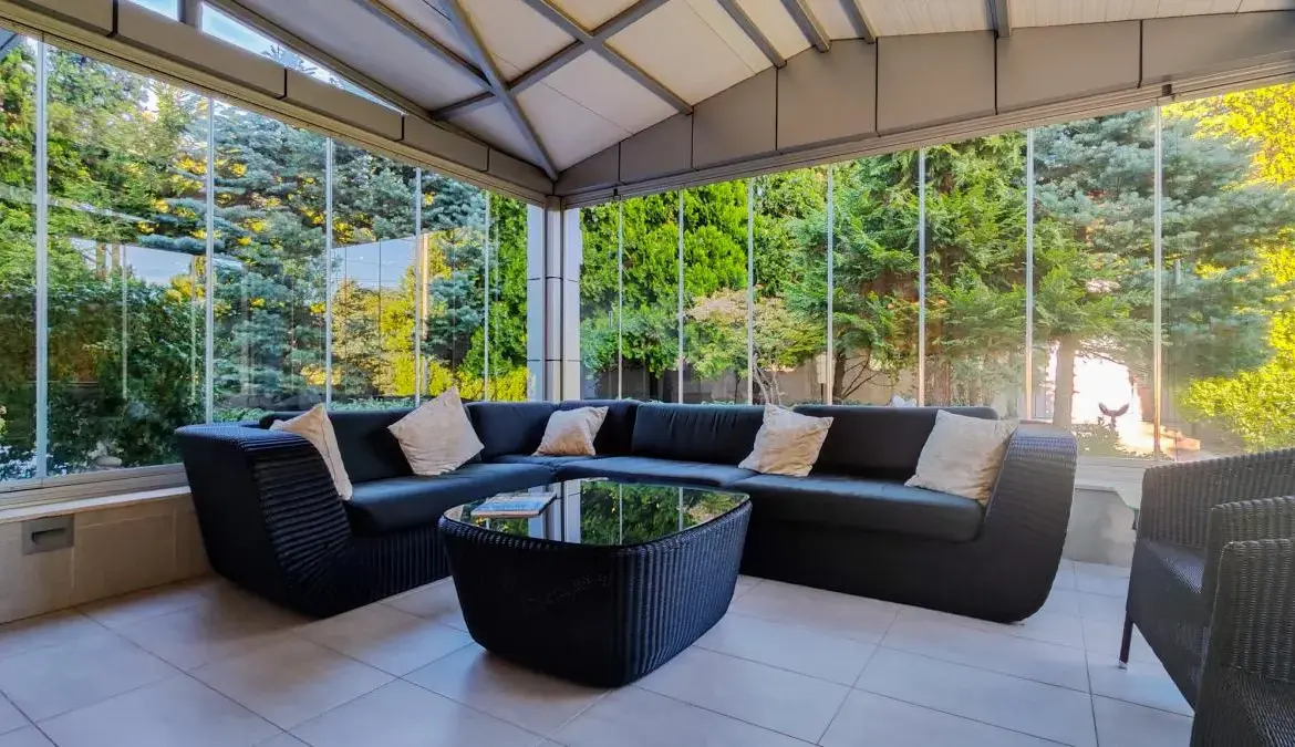 Elegant villa in Dedinje