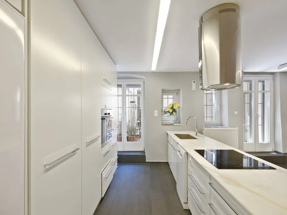Timeless and luxury house in Plaka