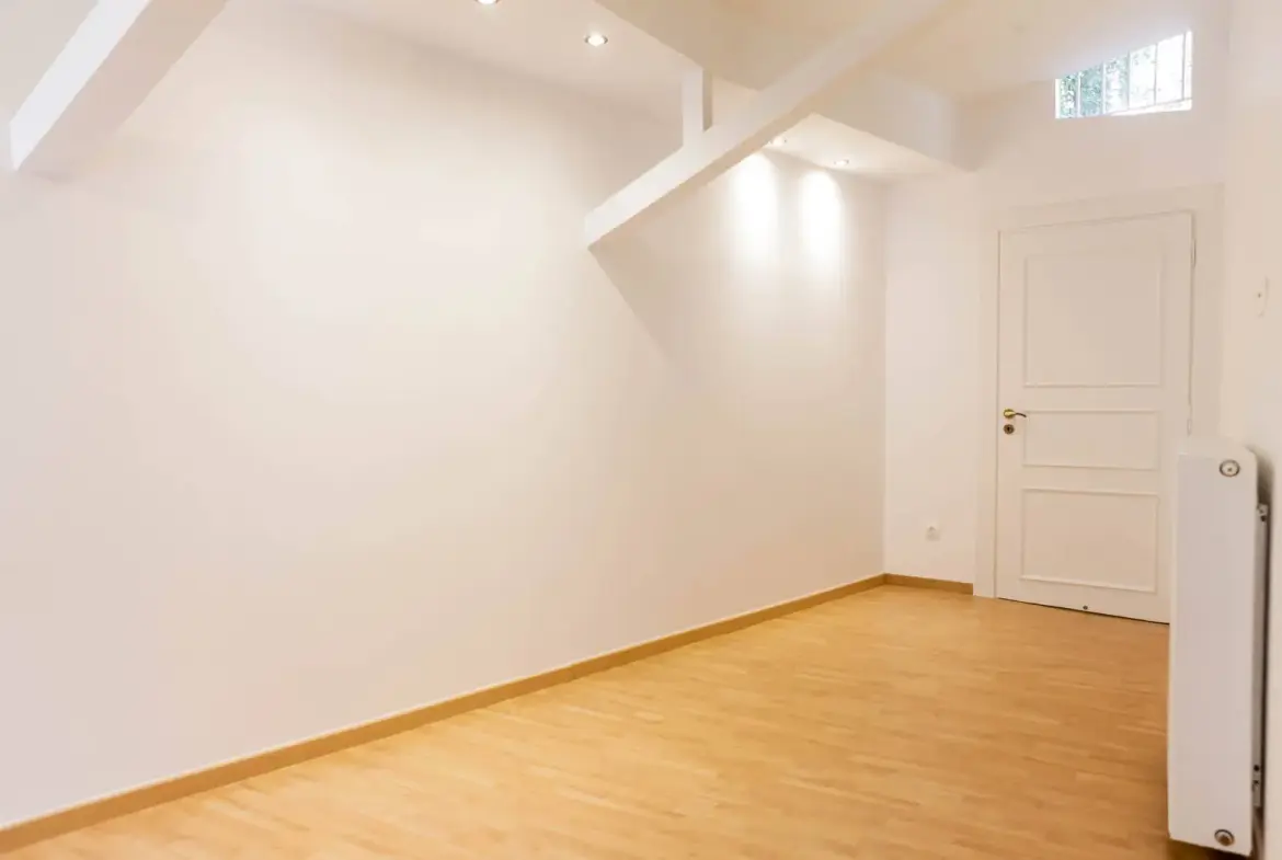Duplex house with garden and garage in Palaio Psychiko