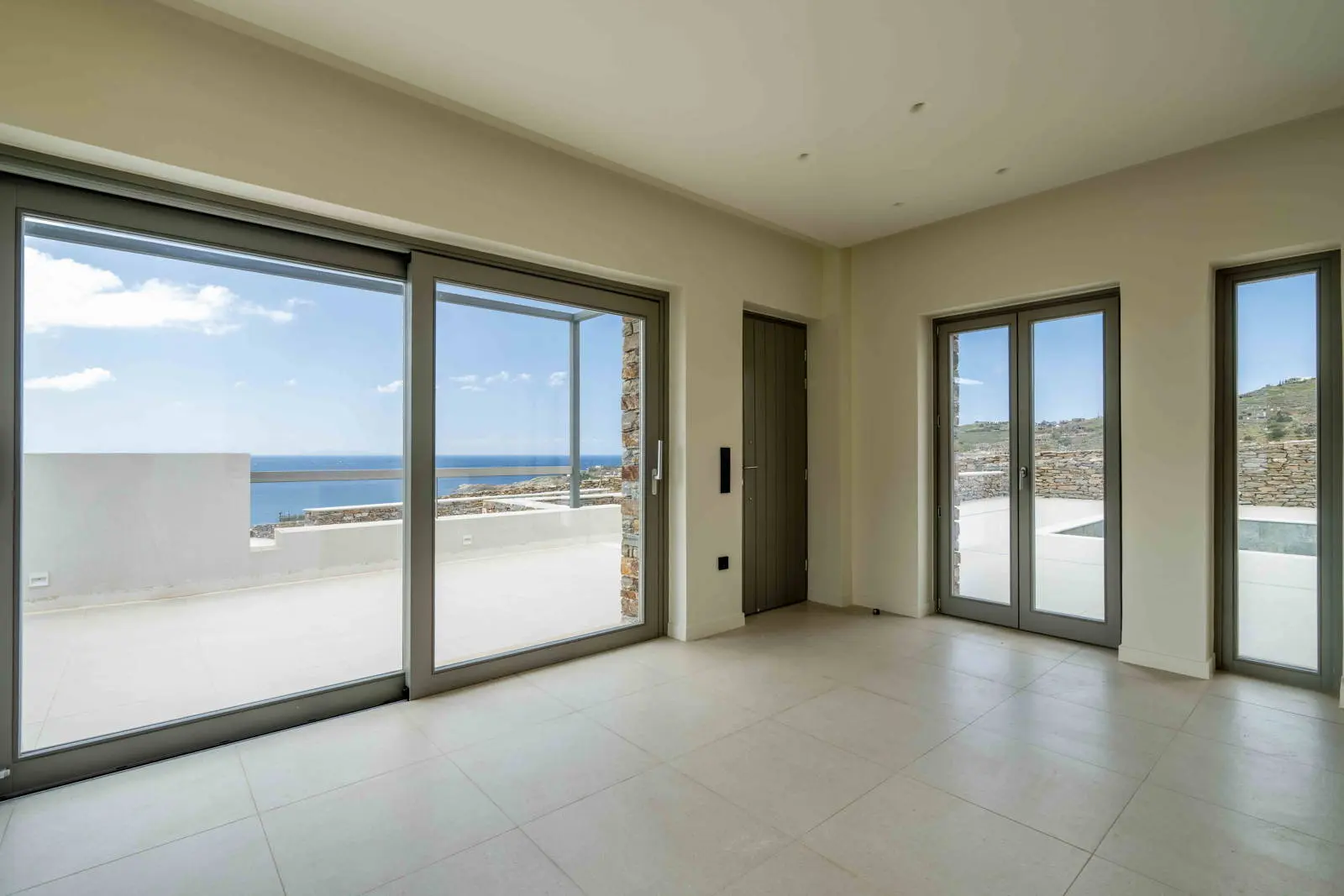 Complex of eight luxury villas with sea view in Koundouros, Kea