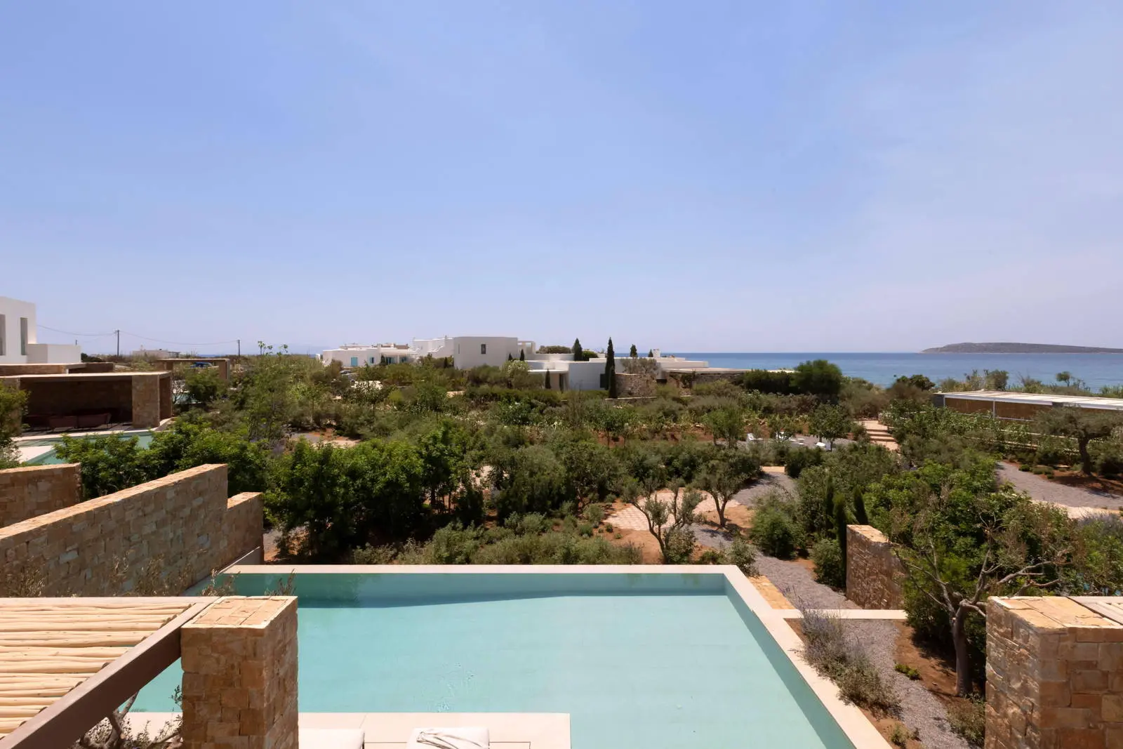 Boutique villa in an exclusive community just steps from the shore in Piso Aliki, Paros
