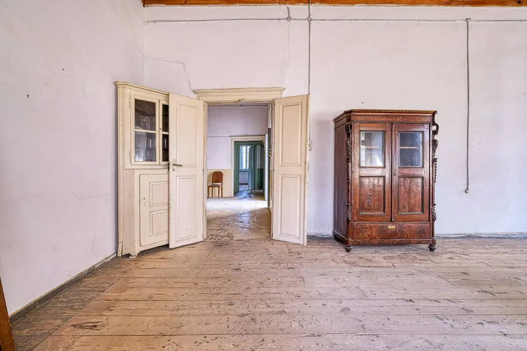 Historic mansion with approved development potential in Spetses