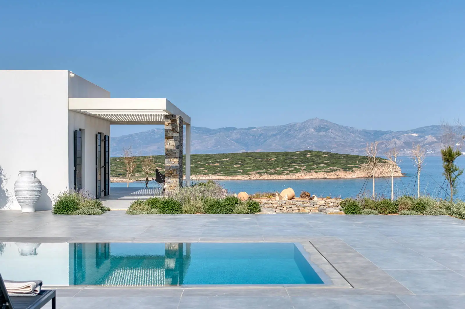 Beachfront Luxury Retreat Villa, Paros