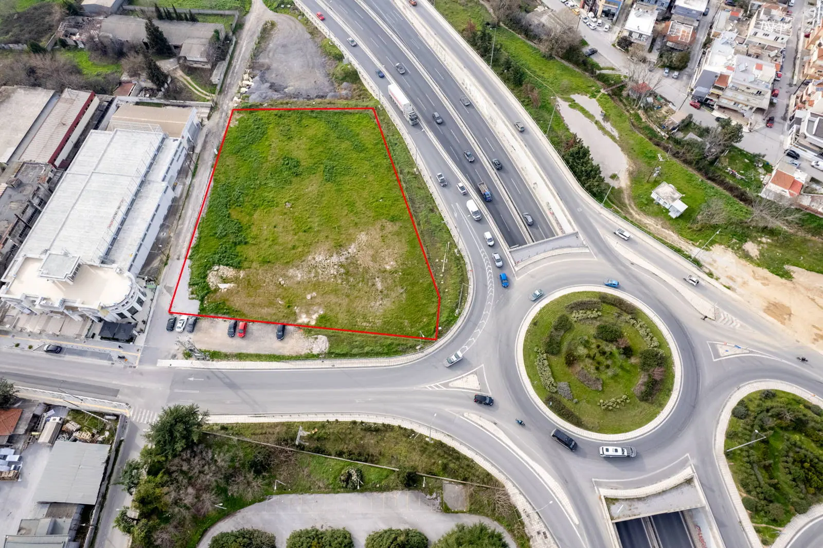 10-Floor Investment Property next to the Metro