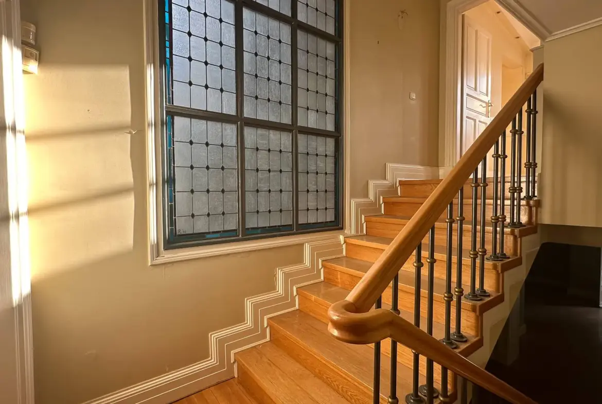Stylish mansion comprising two residences & a large swimming pool in Nea Erythraia