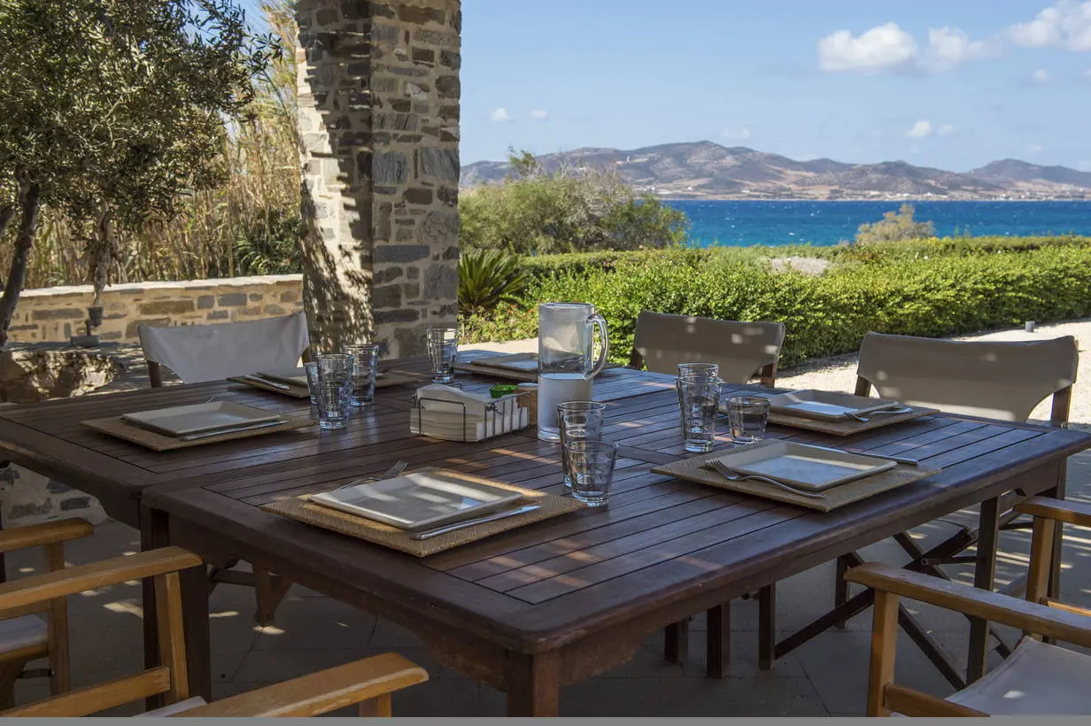 bh-5fad32cca67a Venus:Beachfront Mansion with Vineyard and Pool in Paros