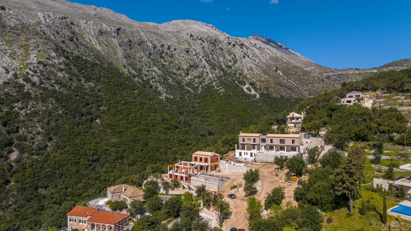 Luxury seaview villa with pool in Vigglatouri , Corfu