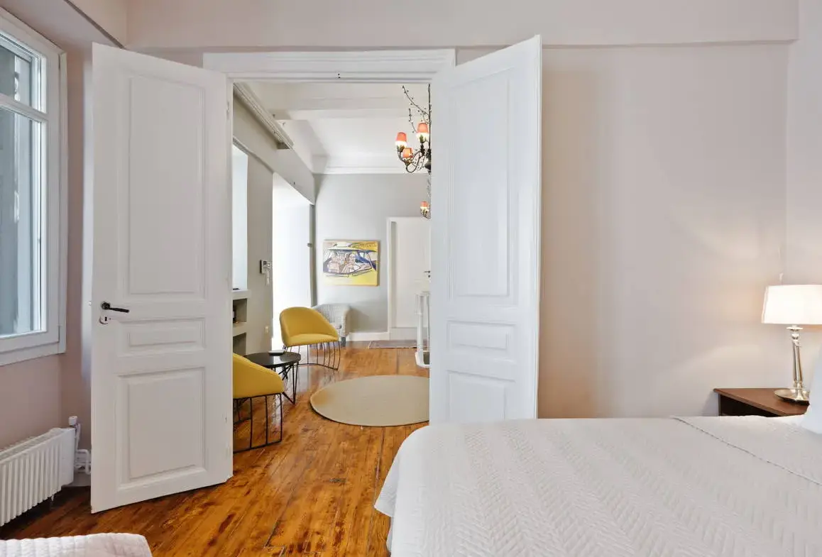 Timeless and luxury house in Plaka