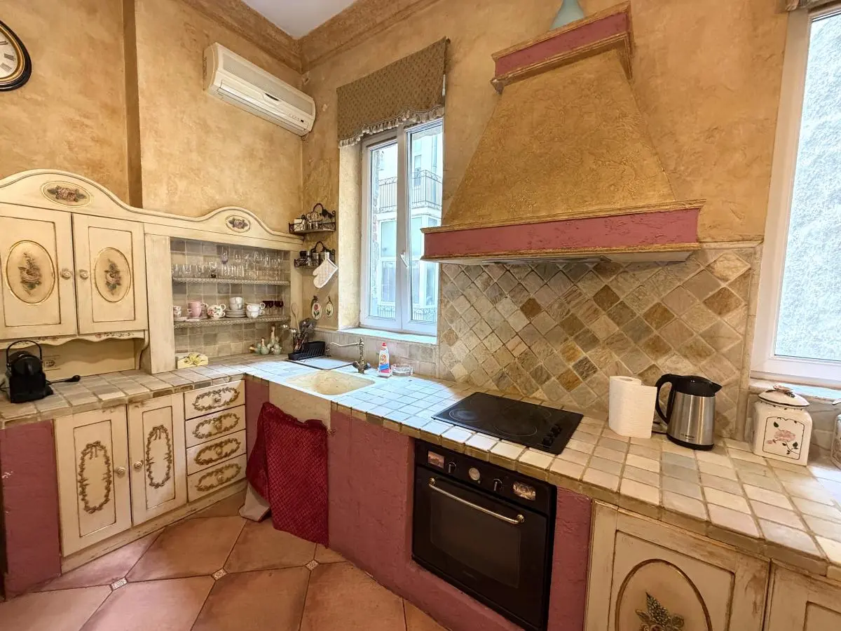 A Rare Salon Apartment in Dorćol