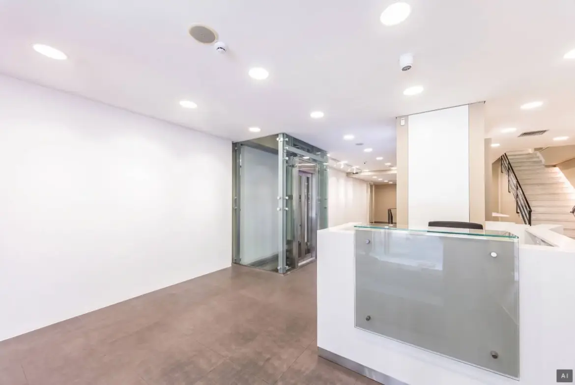 High-spec investment property in the historic center