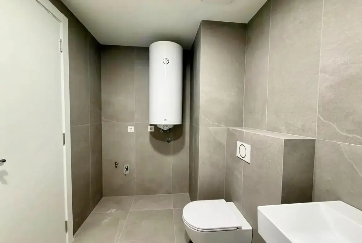 Three-Bedroom Apartment with Panoramic Views in the New Silva Vidikovac Complex
