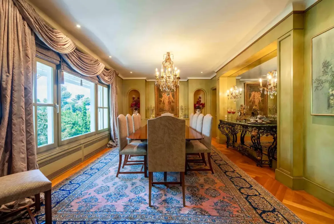 Elegant and timeless villa in Ekali