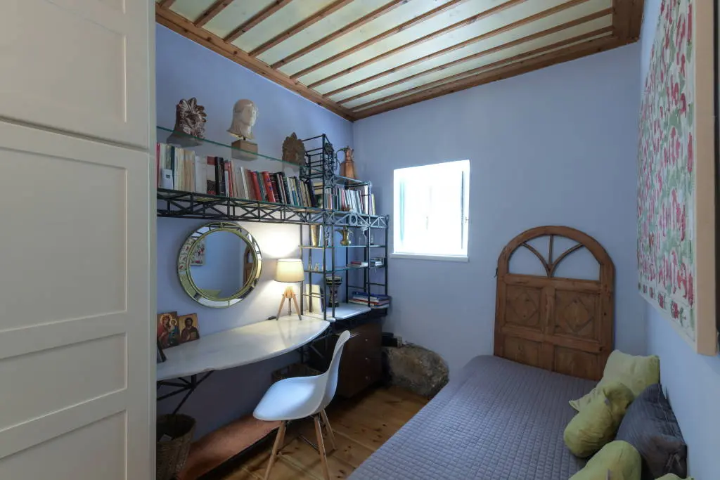 Historic house in Plaka with stunning courtyard and Acropolis view