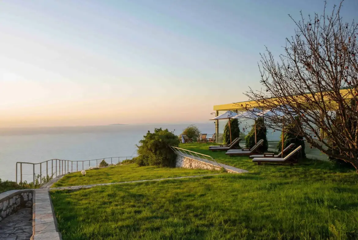 The Sky Villa