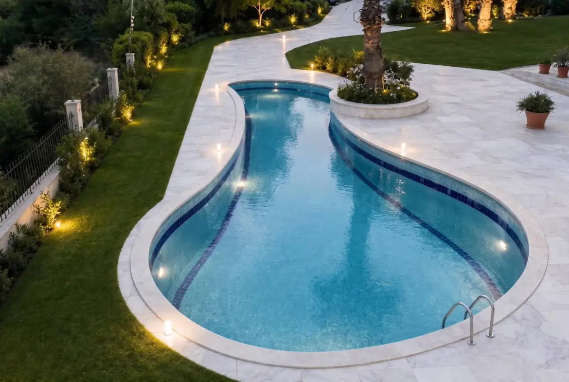 Iconic 660 sq.m. villa on a private 4,500 sq.m. estate in Panorama