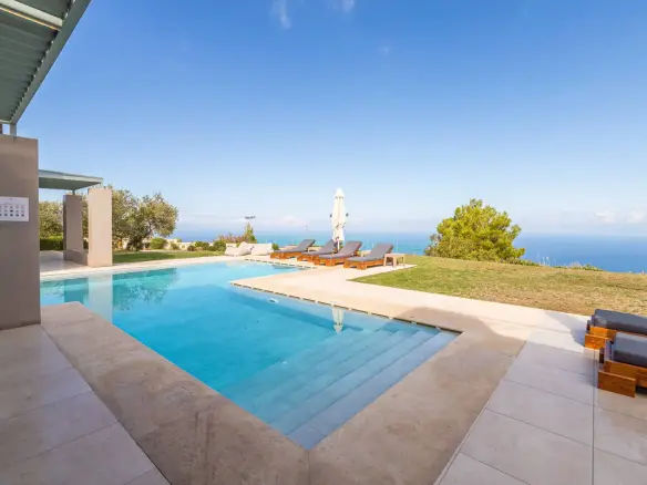 Horizon View Estate – Private Villa with pool in Lefkada
