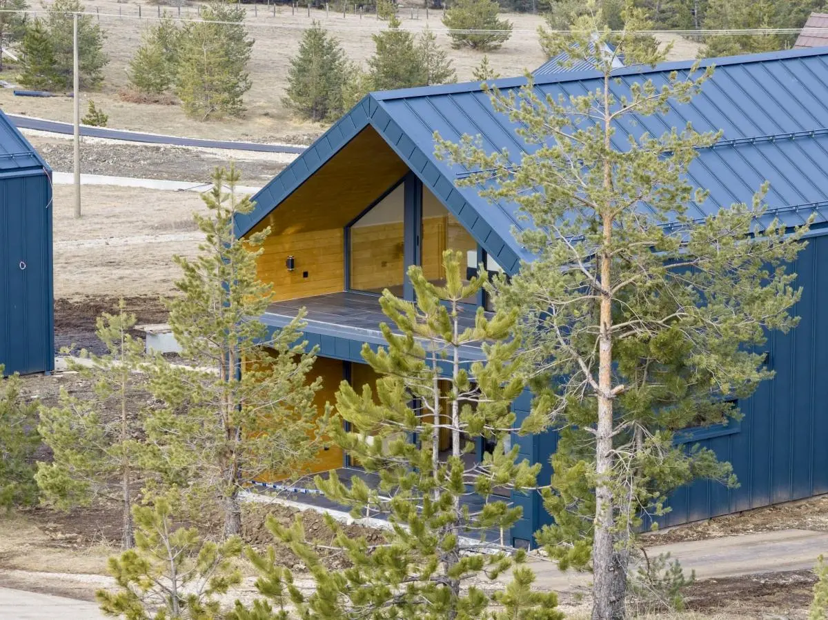 Cozy House in Zlatibor with Private Sauna and Jacuzzi starting from €185,000