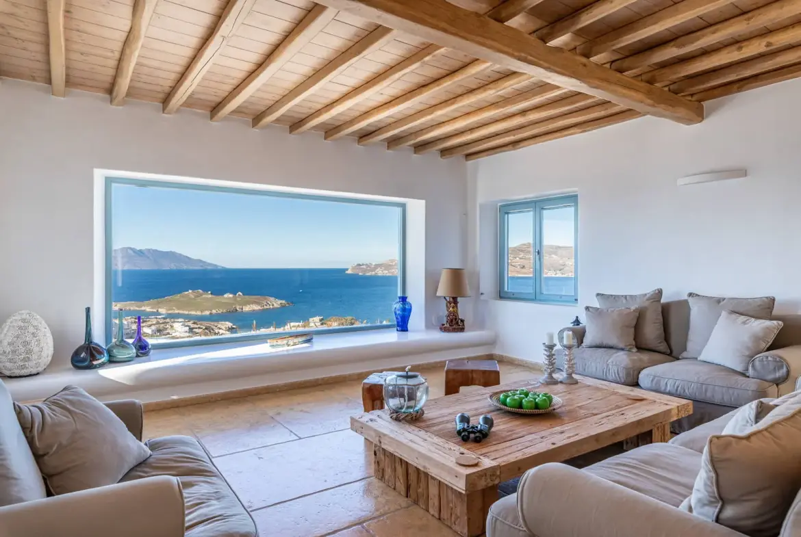 Luxury Estate with Panoramic Views of Mykonos Town