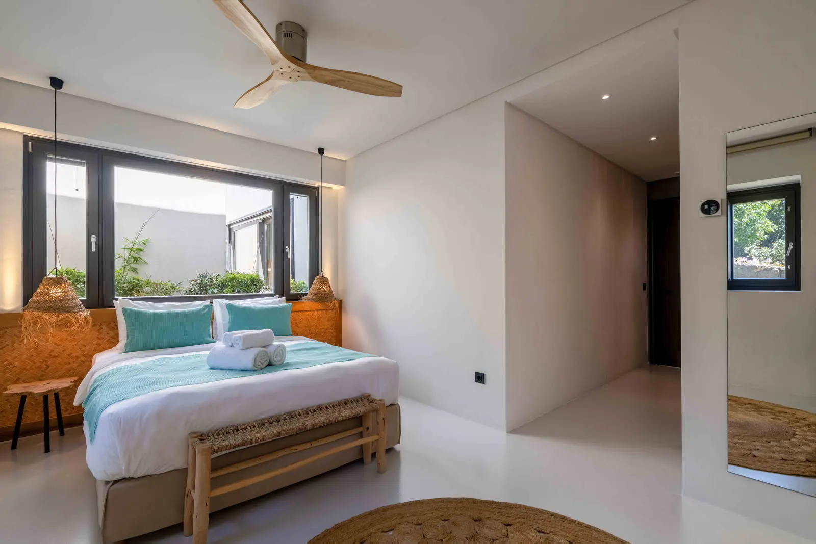bh-6bf3961b821d Exclusive waterfront 6-Bedroom villa in a private gated community in Mykonos