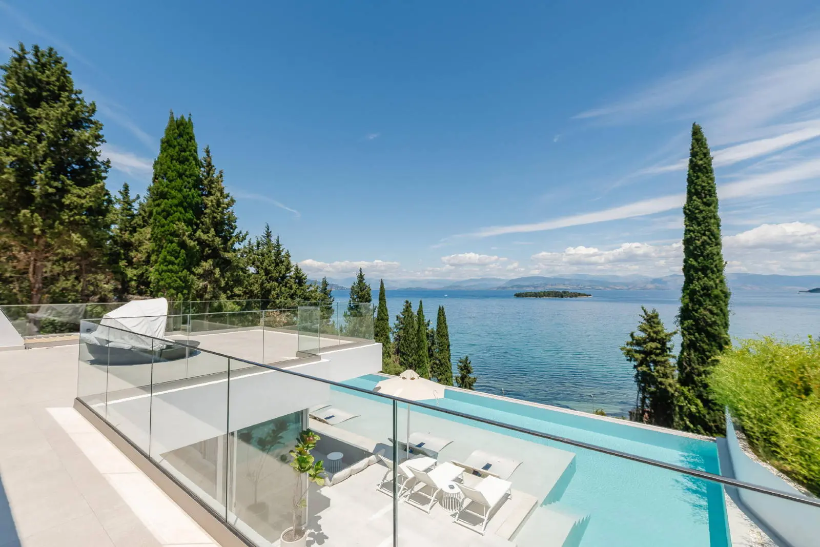 Luxury smart home with panoramic sea views in Kontokali, Corfu