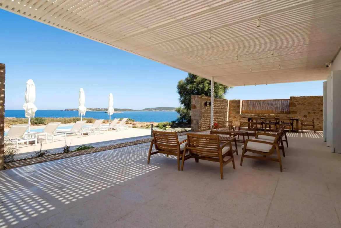 Luxurious New Seaside Villa in Agioi Anargyroi, Naoussa Paros