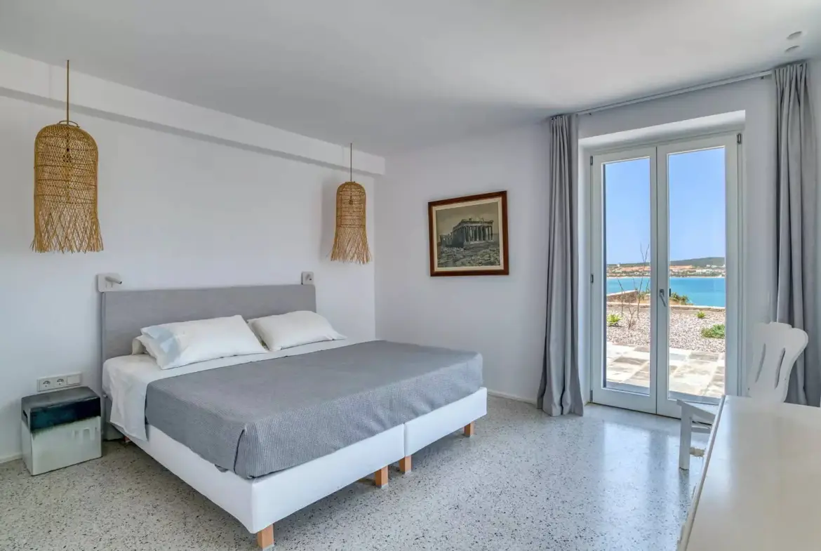Beachfront Luxury Retreat Villa, Paros